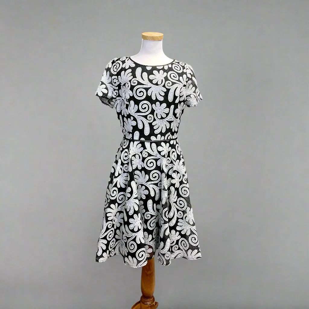 Shani black and white floral dress, size 8
