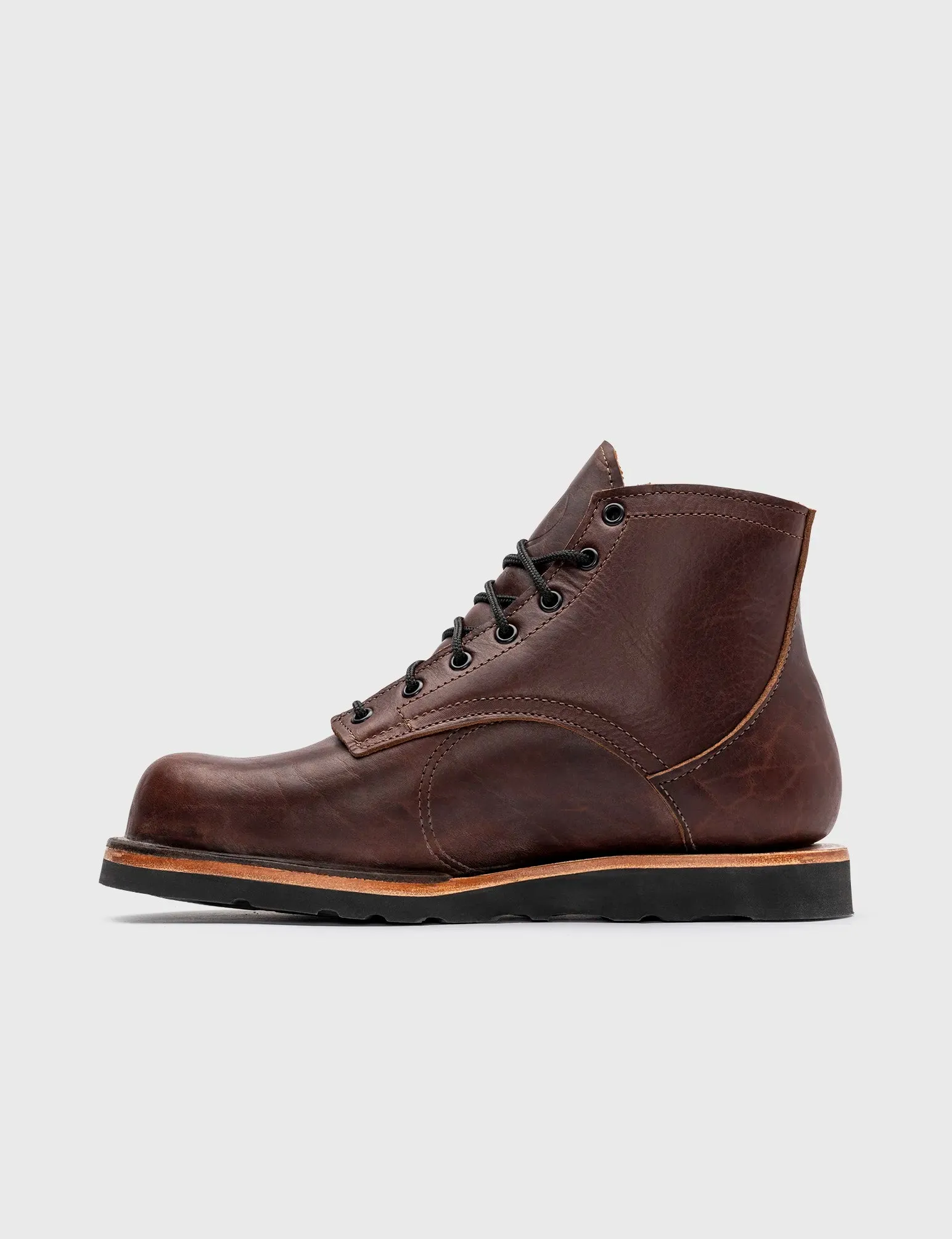 THE AMERICAN BISON 6 INCH BOOT - CHRISTY BLACK