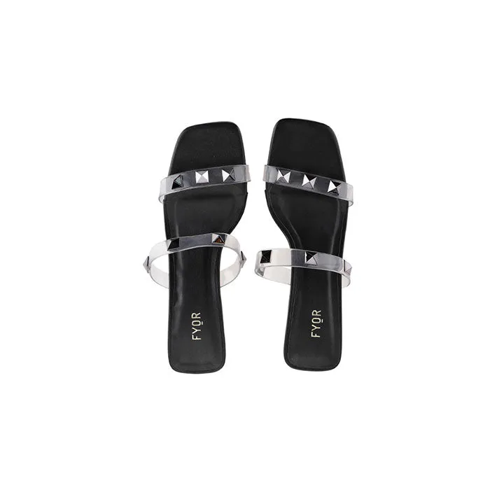 Transparent Heel Studded BCM 127